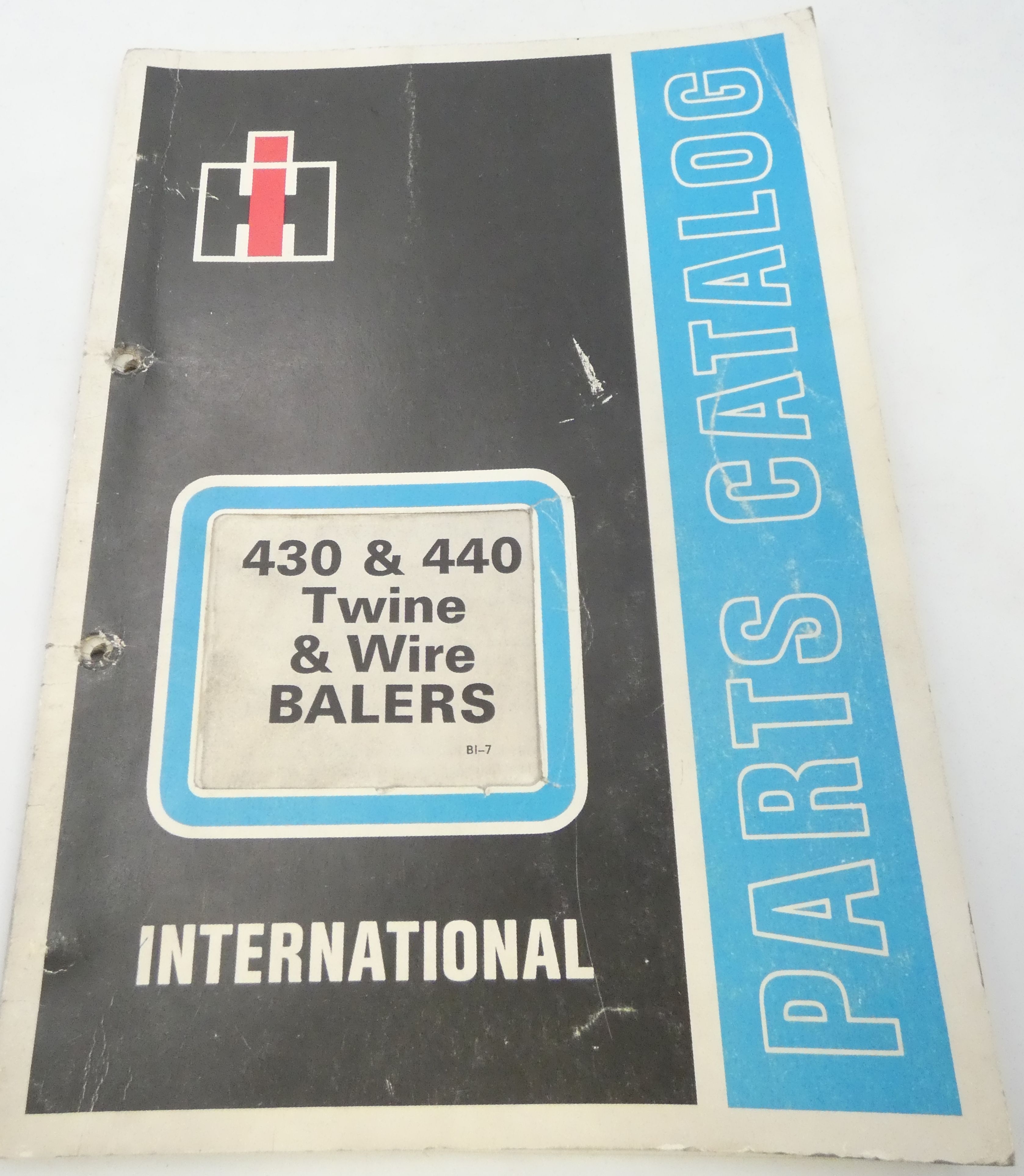 International 430 & 440 twine & wire balers parts catalog